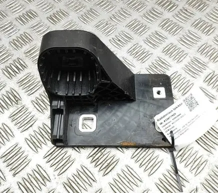 Volkswagen ID. Buzz Radiator support slam panel bracket 1N3121367D