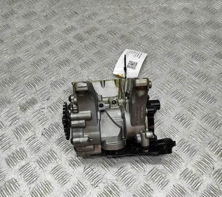 BMW X2 F39 Oil pump 8513665 7624135