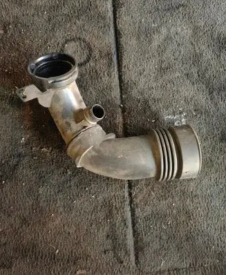 Citroen Berlingo Air intake hose/pipe 9684362180