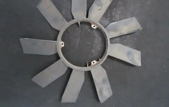 Mercedes-Benz C W202 Fan impeller 1112000020