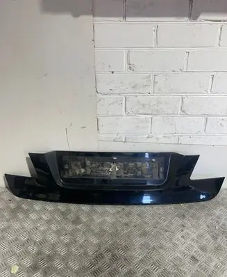 BMW 7 F01 F02 F03 F04 Tailgate trim 7186530 7205727 72758411