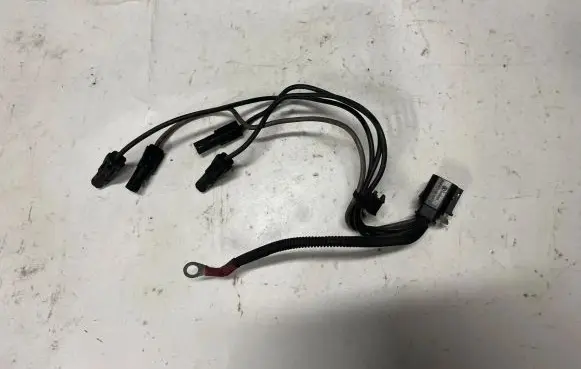 BMW 5 F10 F11 Glow plug wires 7811938