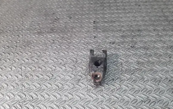 KIA Carnival Fuel Injector clamp holder