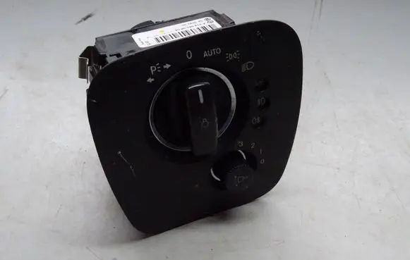 Mercedes-Benz CLS C219 Light switch 2195450604