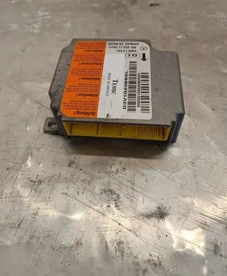 Mercedes-Benz E W210 Airbag control unit/module 3316481 0028202126