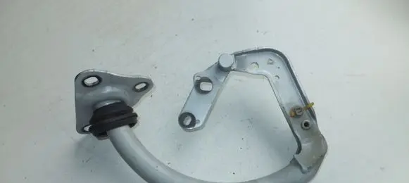 BMW 7 E65 E66 Tailgate/trunk/boot hinge 8240339