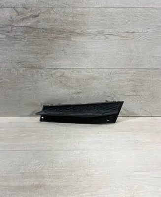Front bumper lower grill