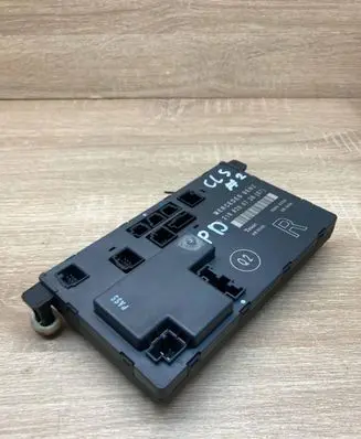 Mercedes-Benz CLS C219 Door control unit/module 2198200726
