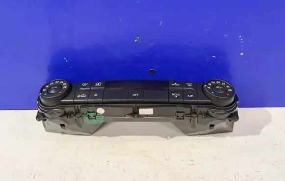 Mercedes-Benz E W211 Interior fan control switch 2118301990