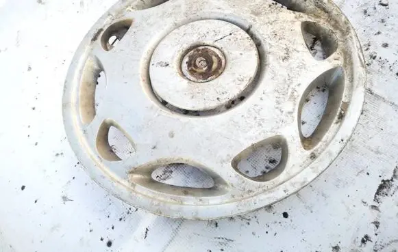 BMW 3 E36 R15 wheel hub/cap/trim 36131180104
