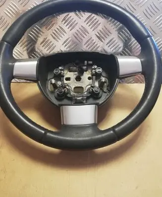 Ford Focus Steering wheel 4M513600EL3ZHE