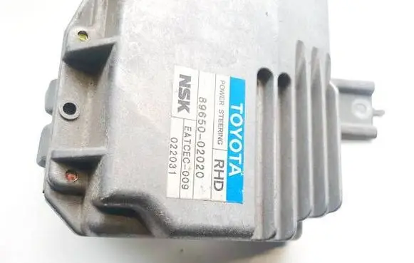 Toyota Corolla E120 E130 Power steering control unit/module 8965002020