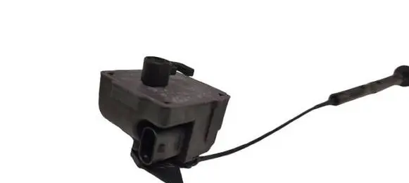 Mercedes-Benz C AMG W204 Fuel tank cap lock 896105Q02 1326 200807