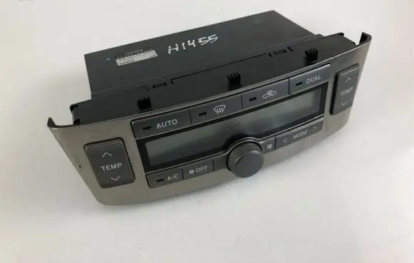 Toyota Avensis T250 Climate control unit 5590005140 H1455