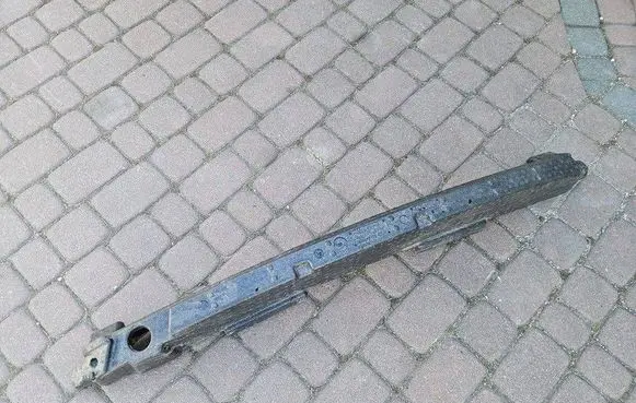 Opel Mokka B Front bumper foam support bar 9835254980