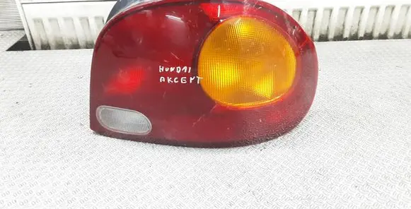 Hyundai Accent Rear/tail lights