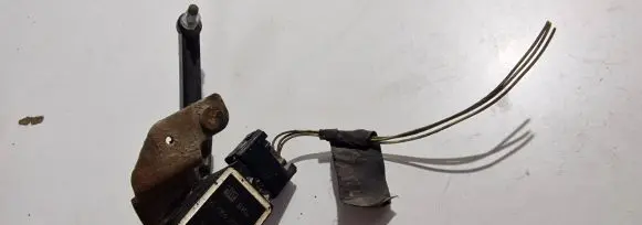BMW 5 E60 E61 Front height sensor lever 6784700