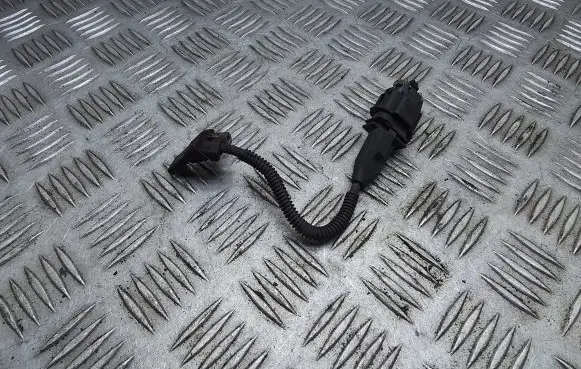 Opel Astra H Crankshaft position sensor 55555806