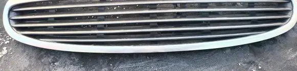 Ford Scorpio Front bumper upper radiator grill 95GG8A133AE