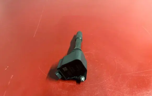 BMW X7 G07 High voltage ignition coil 8643360