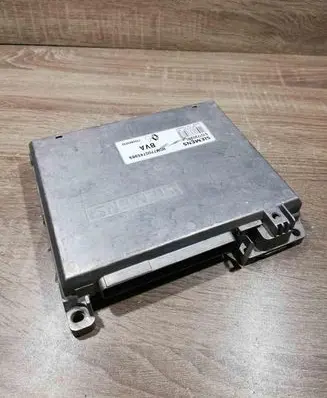 Renault Safrane Engine control unit/module ECU 7700745989 S101720201