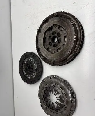 Nissan Qashqai Clutch set kit 123072810
