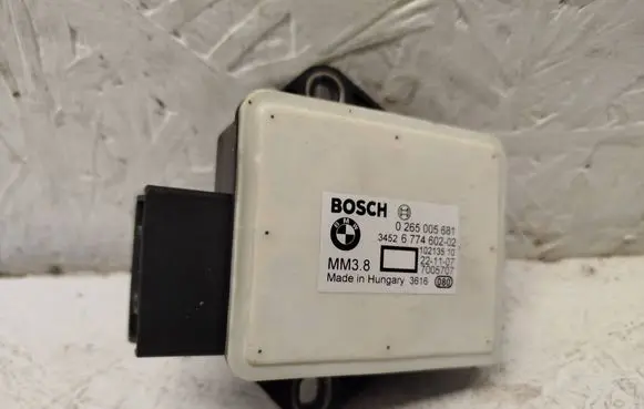 BMW X5 E70 ESP acceleration yaw rate sensor 6774602 0265005681 7005707