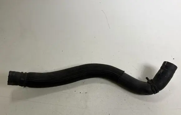 Ford Mustang VI Engine coolant pipe/hose FR338B273AD