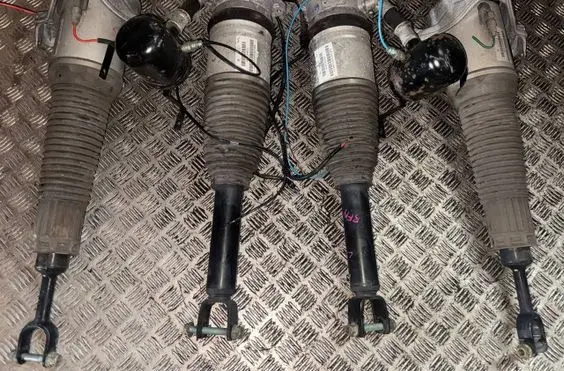 Volkswagen Phaeton Air suspension front shock absorber 4E0616040AF BFM 4E0616039AF