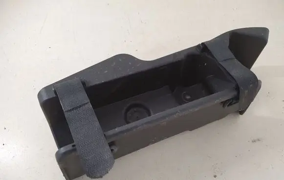 Audi A8 S8 D4 4H Tool box 4H0012635