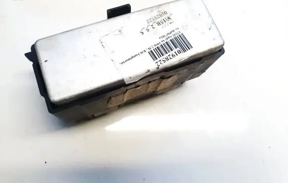Audi A6 S6 C4 4A Other control units/modules 4a0907381a 5ds005065-08