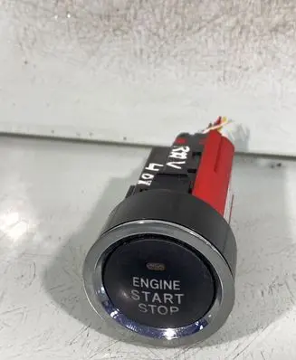Toyota RAV 4 (XA30) Engine start stop button switch 15a8543