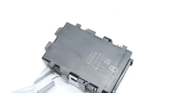 Toyota Yaris Gateway control module 8910052030