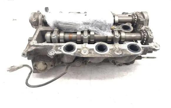 Peugeot 607 Engine head PM4R8Q6090 4R8Q6A272AC