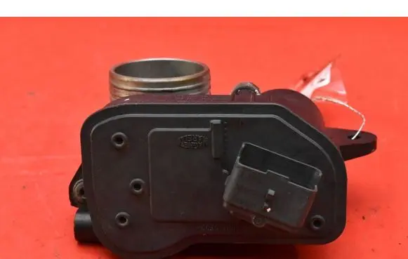 Peugeot 208 I Throttle body valve 9673622380