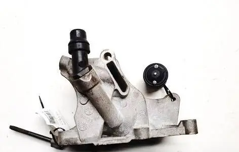 Toyota Avensis T270 Water pump 7823008 46100
