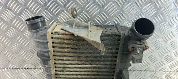 Volkswagen Polo Intercooler radiator 