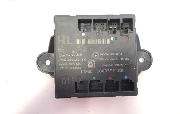 Mercedes-Benz C W204 Door control unit/module A204827585 A2048200526 00005791C8