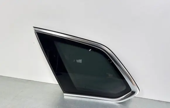 Volkswagen Touareg III Rear side window 760845297BS
