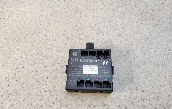 Mercedes-Benz SLK R172 Door control unit/module A1729002601