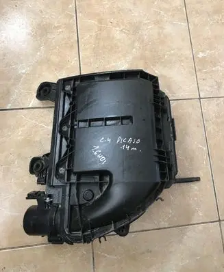 Citroen C4 II Picasso Air filter box PSA7926
