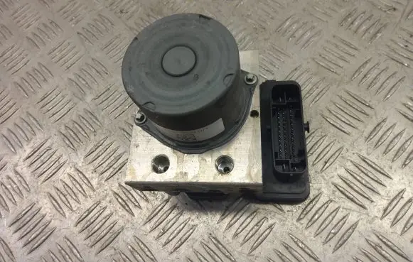 Audi A6 S6 C7 4G ABS Pump 4G0907379S