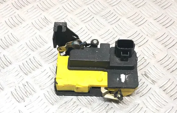 Volvo S60 Front door lock AVG