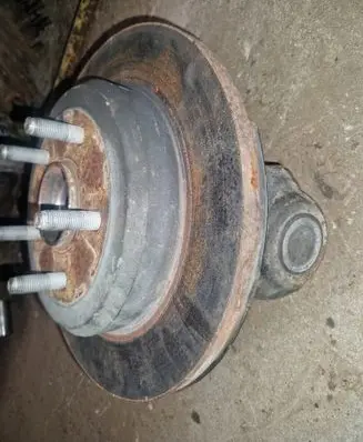 Jeep Grand Cherokee (WK) Rear wheel hub spindle/knuckle 