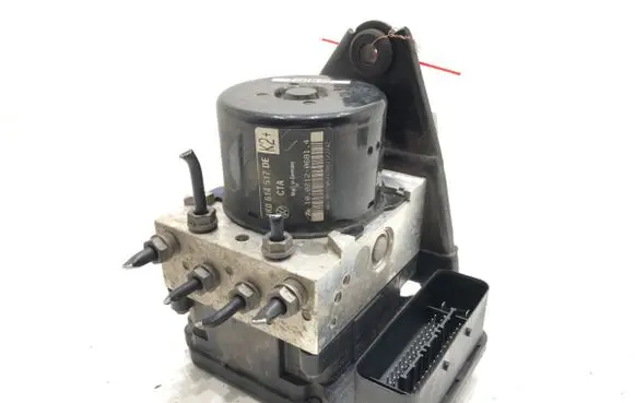 Volkswagen Golf VI ABS Pump 1K0907379BJ