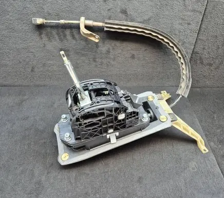 Audi Q7 4L Gear shifter/selector 4L2713041AF 4L0713265F
