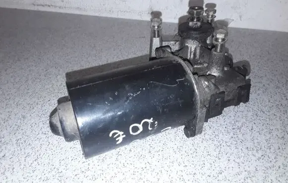 BMW 3 E36 Wiper motor 67638363512 8363512