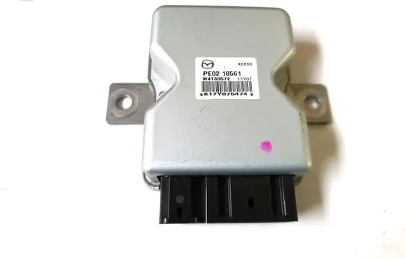 Mazda CX-3 Fuel injection pump control unit/module PE0218561