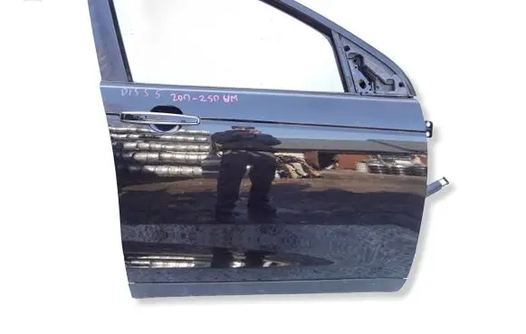Land Rover Discovery Sport Front door UE6E