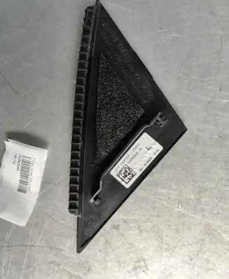 Volvo C40 Front door trim (molding) 32262946